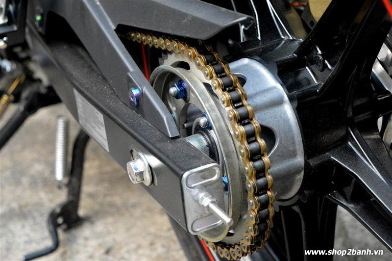 Hướng dẫn vệ sinh sên xe exciter 150 đúng cách - 1