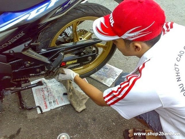 Hướng dẫn vệ sinh sên xe exciter 150 đúng cách - 3