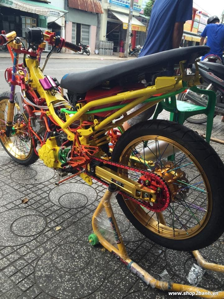 Lên full đồ chơi xe exciter 135 theo phong cách drag - 5