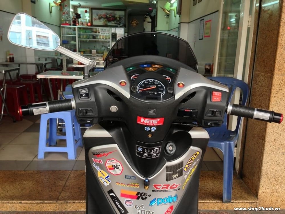 Honda sh độ kiểng full đồ chơi nổi bật tại sài gòn - 7