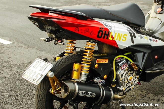 Air blade độ full đồ chơi mang phong cách độc đáo - 4