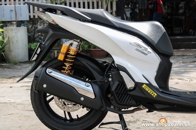 Sh việt độ lên sh300i với dàn áo zhipat đầy sang trọng  - 5