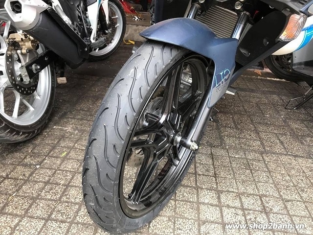 Cách lắp lốp xe michelin cho exciter 150 đúng chiều - 4