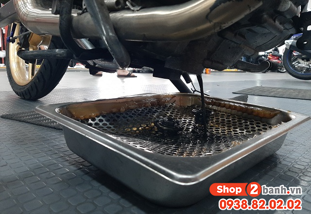 Dung tích nhớt xe r15 bao nhiêu nên 32win nhà cái giải trí cá cược số 1 châu Á nào phù hợp - 2