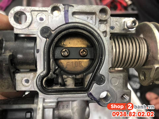 Vệ sinh họng xăng xe nmax 155 giá bao nhiêu  - 5