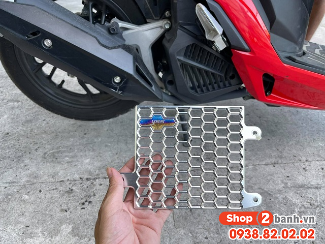 Có nên gắn che két nước cho xe hay không - 1