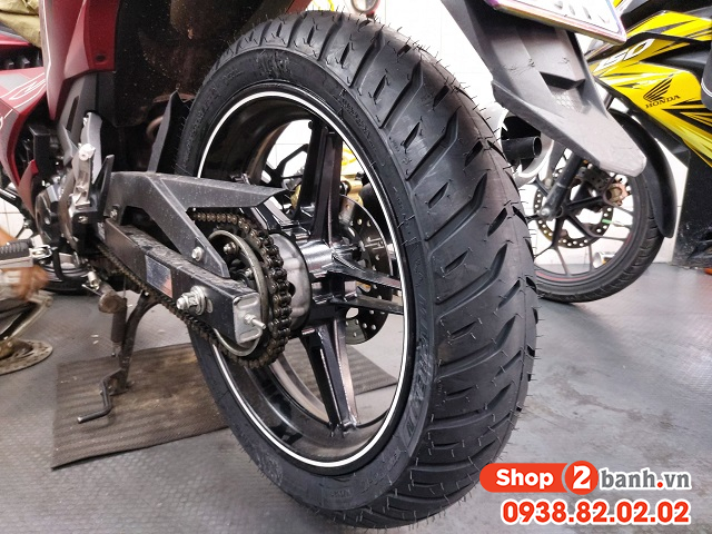 Vỏ michelin pilot street 2 size 13070-17 - 2