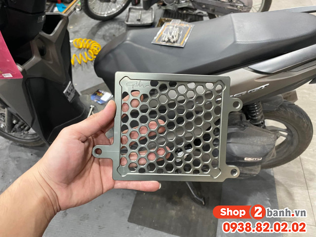Có nên gắn che két nước cho xe vario 160 hay không - 3