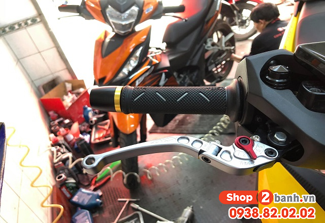 Hướng dẫn chi tiết cách chạy xe côn tay cho người mới bắt đầu - 3