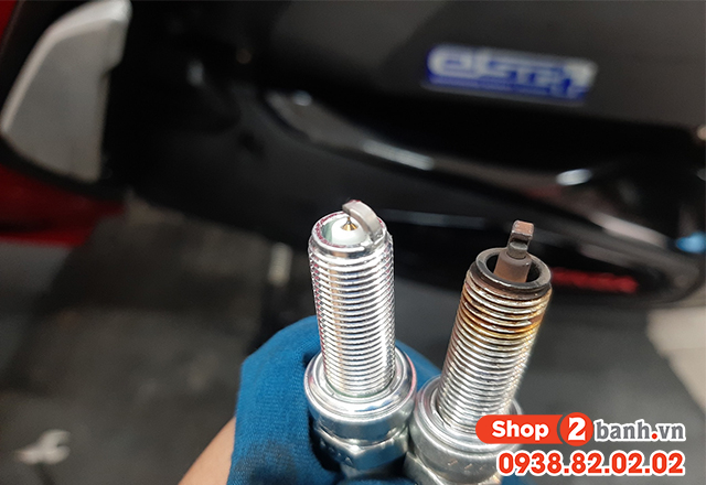 Màu sắc bugi xe máy và dấu hiệu 32win là nhà cái giải trí, cá cược số 1 Việt Nam xe có vấn đề - 2
