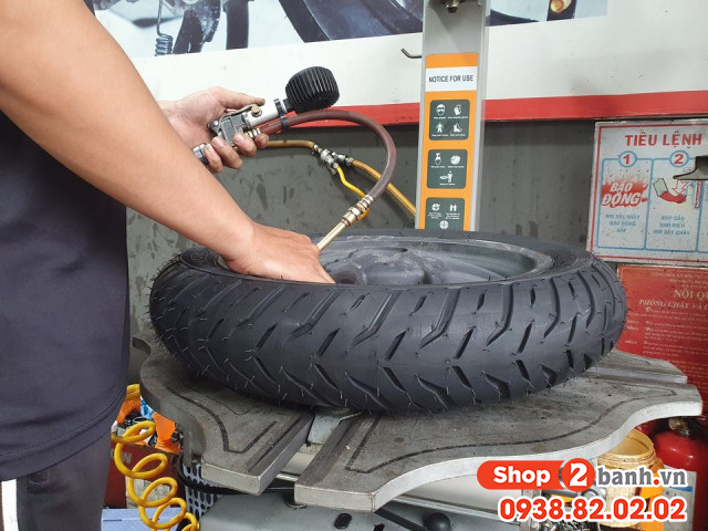 Vỏ michelin pilot street 2 size 10090-14  - 4