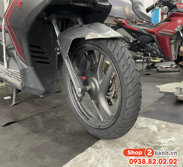 Vỏ michelin pilot street 2 size 8090-14  - 4