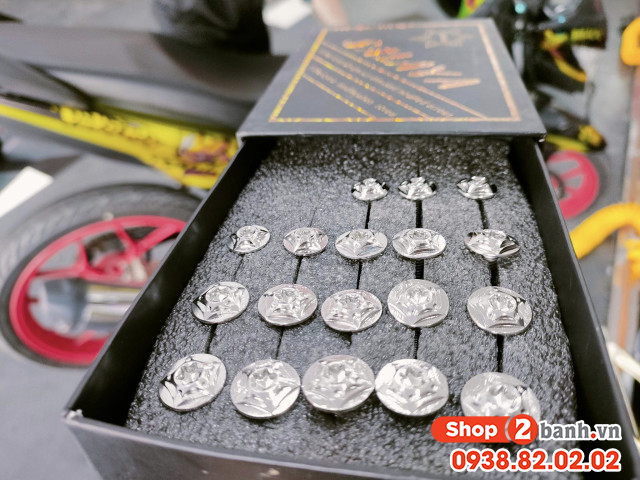 Bộ ốc salaya dàn áo cho xe sonic - 1