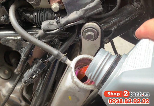 Vệ sinh két nước và thay nước làm mát xe suzuki satria 150 - 6