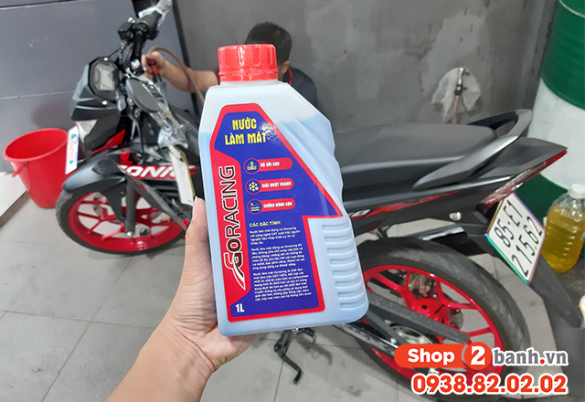 Vệ sinh két nước và thay nước làm mát xe honda sonic 150 - 1