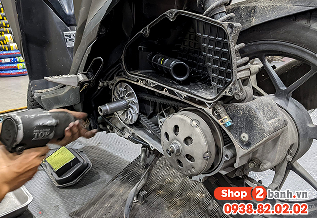 Tiếng kêu dây curoa vario 160 khắc phục như thế nào - 2
