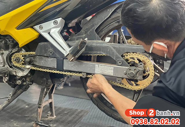 Nên kiểm tra và bảo dưỡng xe máy trước khi đi chơi lễ 304- 15 - 5