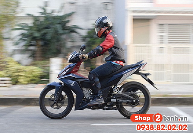 Cách chạy xe côn tay khi vào cua an toàn - 2