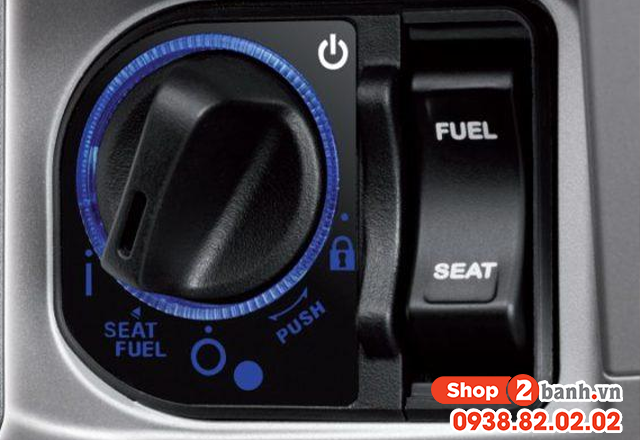 Hướng dẫn cách mở bình xăng mở cốp xe honda scoopy mới 2026 - 3