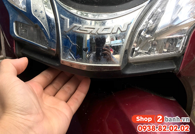 Bình ắc quy xe vision nằm ở đâu cách thay bình acquy honda vision - 3