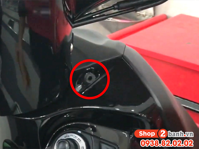 Bình ắc quy xe janus nằm ở đâu cách thay bình acquy yamaha janus - 2