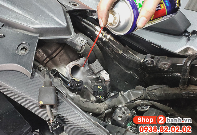 Vệ sinh họng xăng xe nmax 155 giá bao nhiêu  - 3