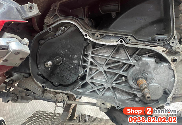 Xe yamaha gear 125 đi bao lâu nên vệ sinh nồi - 2