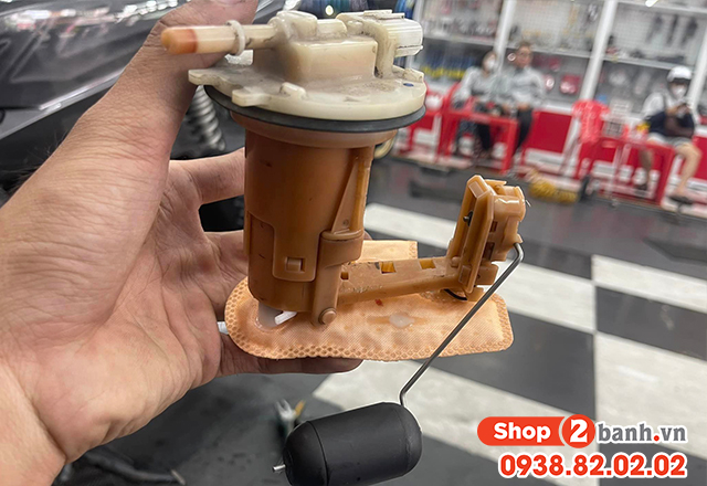 Thay lọc xăng xe nmax 155 giá bao nhiêu tiền  - 2