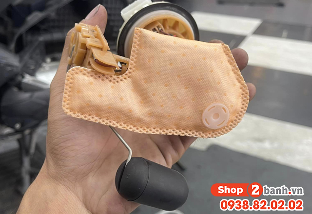 Thay lọc xăng xe nmax 155 giá bao nhiêu tiền  - 3