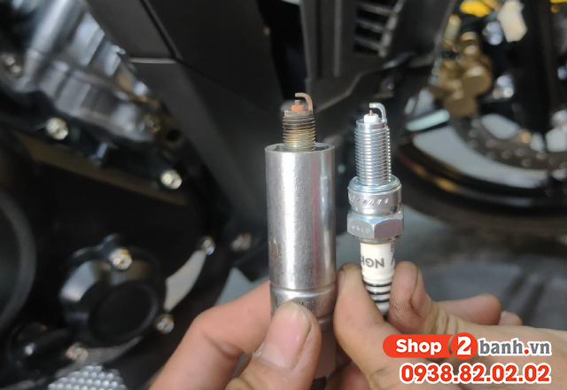Thay bugi iridium cho xe exciter 155-150-135 giá bao nhiêu tiền - 3