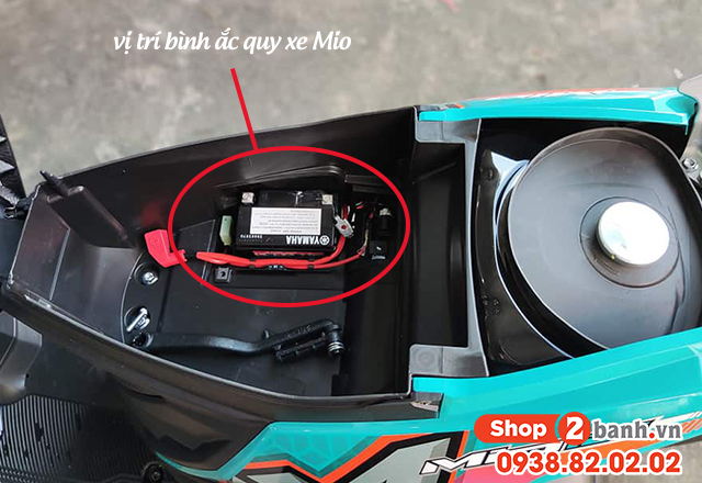 Bình ắc quy xe mio 125 nằm ở đâu cách thay bình acquy yamaha mio 125 - 2