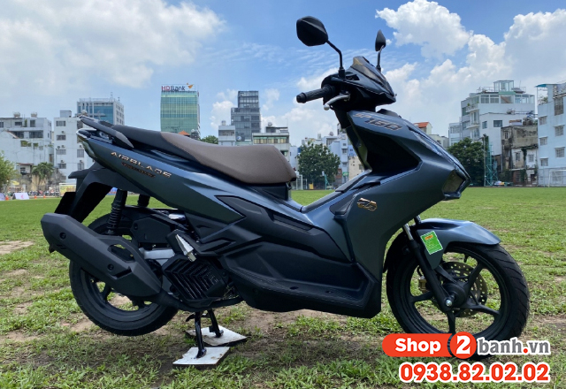 Bugi xe ab 160 nằm ở đâu nên thay bugi air blade 160 loại nào tốt - 1