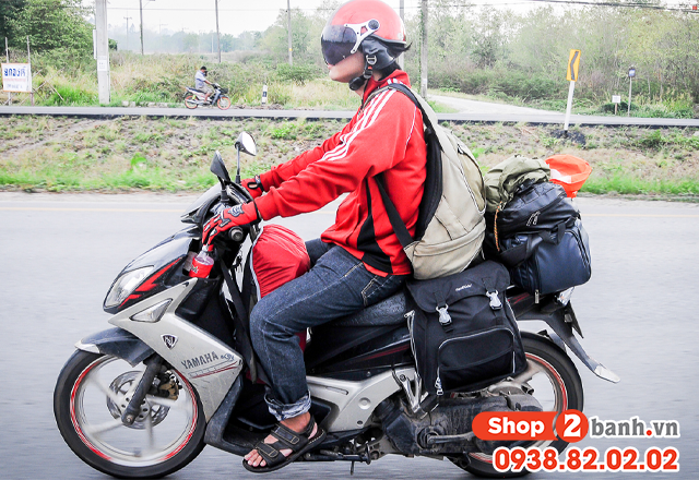 Bơm áp suất lốp như thế nào khi lái xe máy đường dài về quê dịp tết - 1