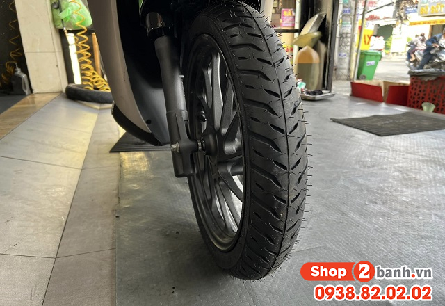 Lốp xe sh mode có vết nứt phải làm sao cách xử lý như thế nào - 3