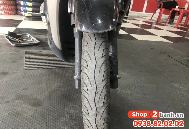 Lốp xe sh mode có vết nứt phải làm sao cách xử lý như thế nào - 2