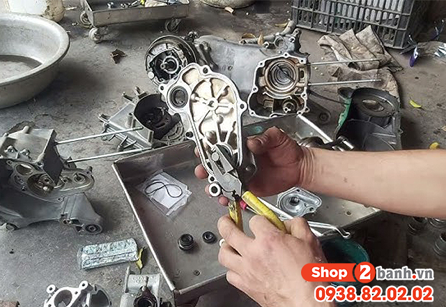 Đèn báo nhiệt độ nước làm mát xe stylo 160 bật sáng màu đỏ là do đâu - 3
