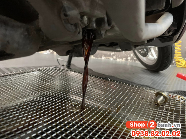 Sau tết nên thay dầu nhớt xe máy để vận hành luôn êm ái - 3
