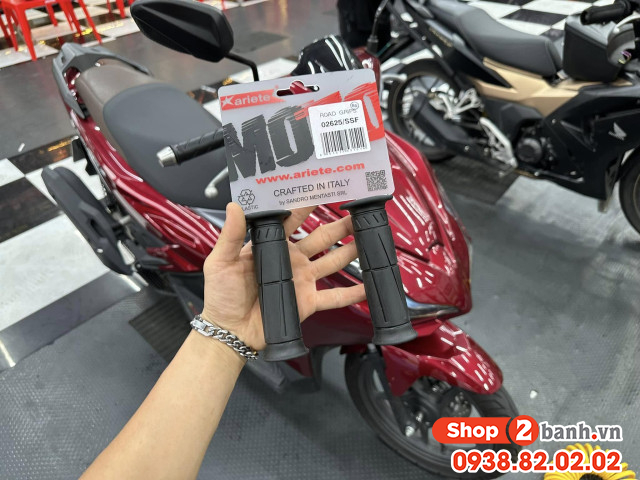 Tổng hợp bao tay êm và bám tốt cho yadea velax mới hiện nay - 4