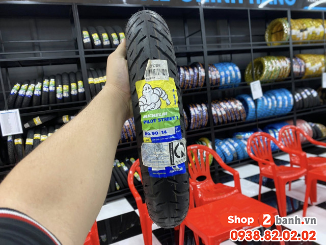 Vỏ michelin pilot street 2 size 8090-14  - 1