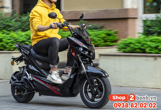 Xe máy điện chạy bị rung lắc lệch tay lái nên xử lý thế nào - 2