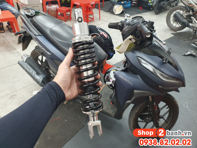 Phuộc sau sym tpbw 125 ít nhún chạy tưng xe phải làm sao - 3