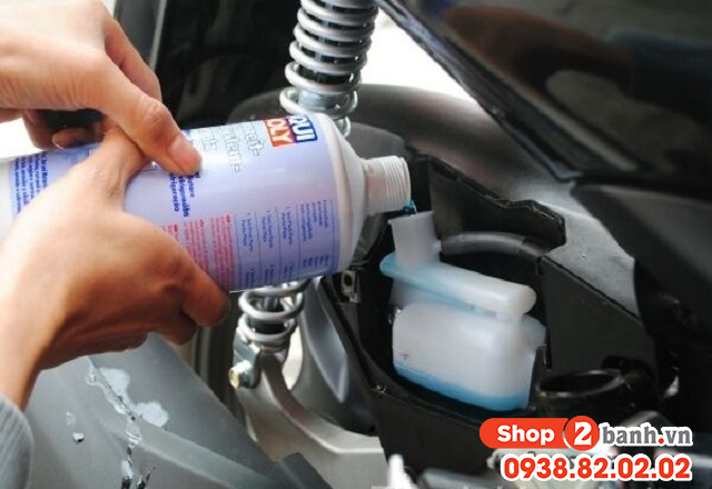 Làm sao biết được xe sh mode đang thiếu nước làm mát - 3