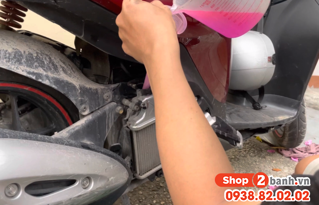 Làm sao biết được xe sh mode đang thiếu nước làm mát - 3