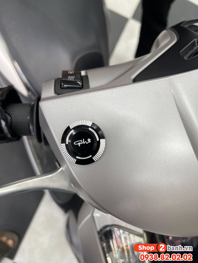 Nút che chân kính gh racing nhôm cnc cho lead abs - 6