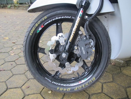Nên chọn vỏ xe Michelin hay Dunlop cho SH 125 150i ?