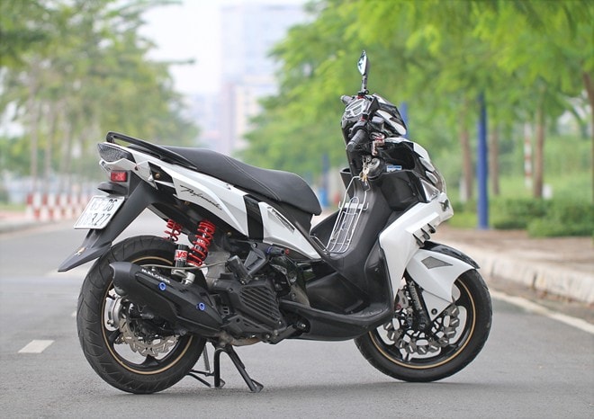 Lên vỏ Michelin cho Nouvo 5 size lớn 100/80 được không?