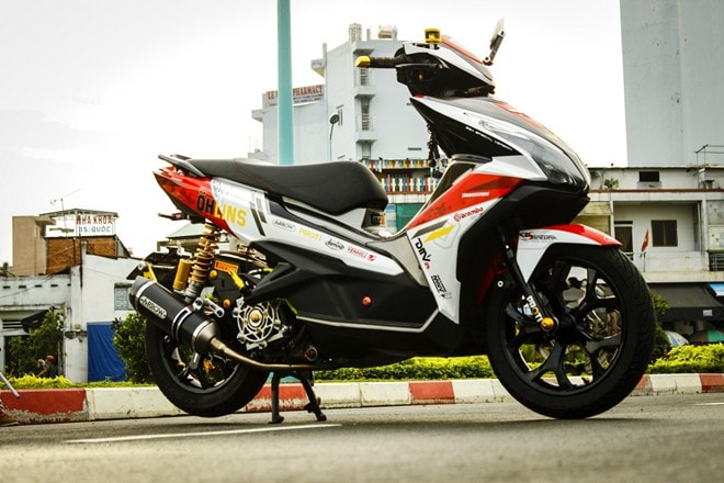 Air Blade độ full đồ chơi mang phong cách độc đáo