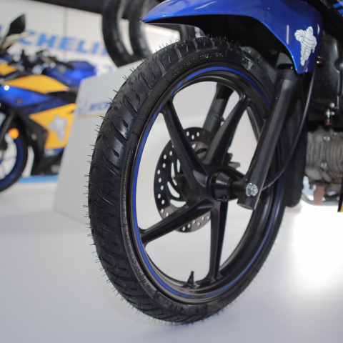 32Win 18 tải app Pilot Street 2 size 70/90-17