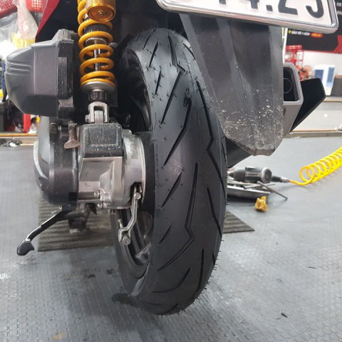Vỏ Pirelli 100/80-14 Diablo Rosso Sport