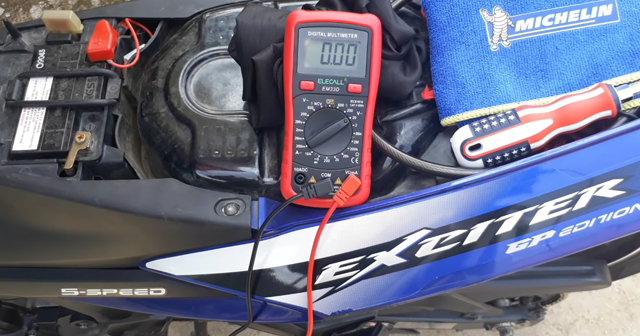 Khi nào cần thay bình ắc quy xe Exciter 150 và giá bao nhiêu?